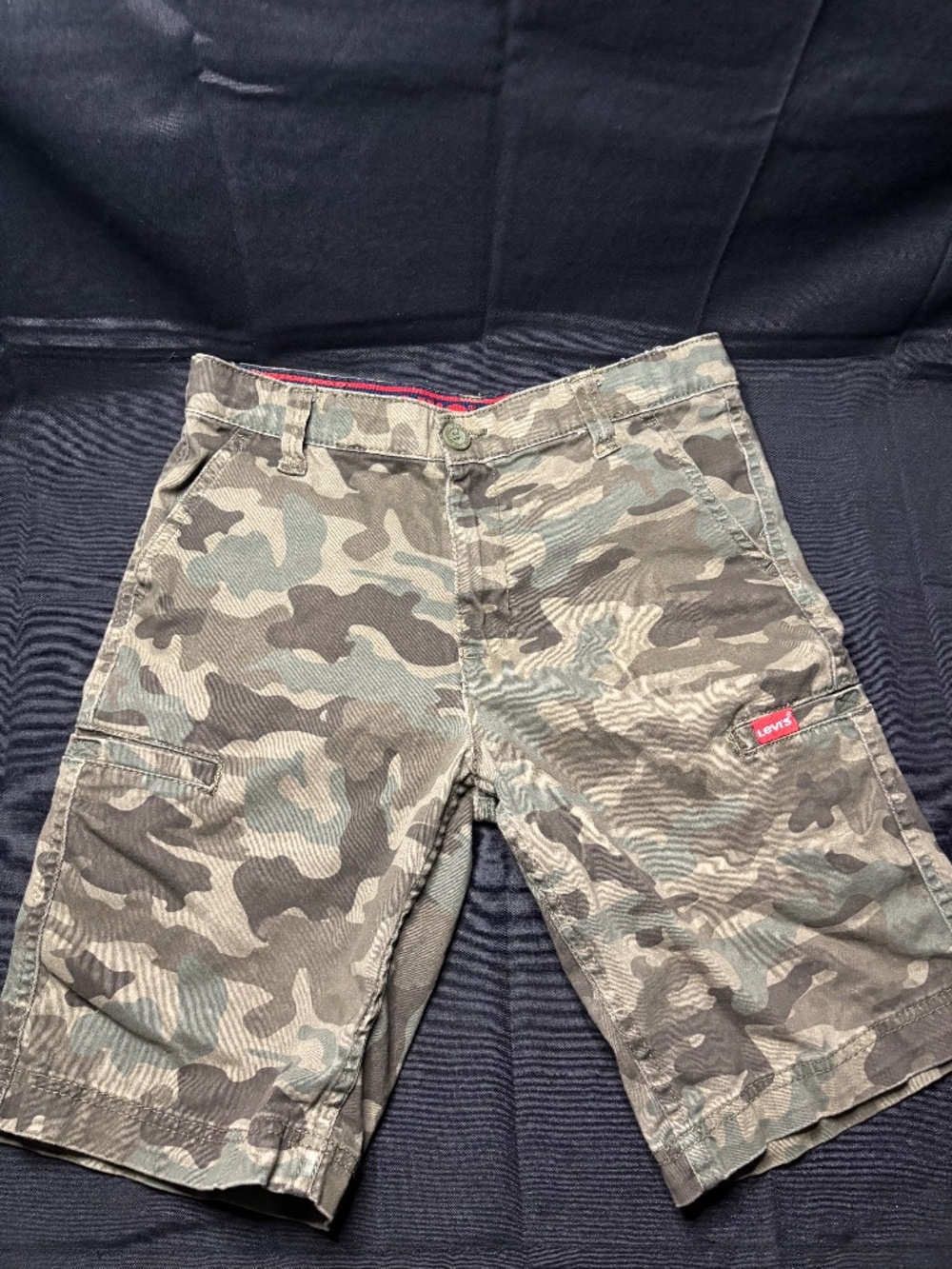 Levi's Men's 28W 16 Reg Cargo Shorts Green Camo Cotton Elastic Waste Red Logo